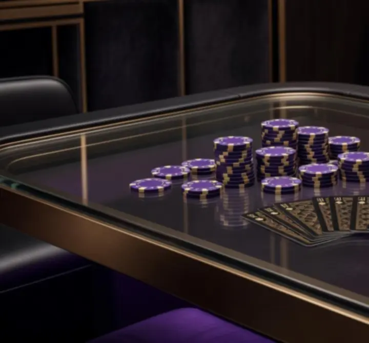 Ekskluzywny stół pokerowy w strefie VIP podczas eventu